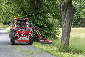 Images Dated 10th June 2024: Mowing Print
