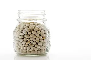 Nutrition Facts Prints: Navy beans in a jar