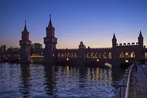 Historic Berlin Landmark Prints: Oberbaum Bridge in the evening light