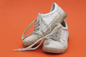 Vintage Footwear Prints: Old sneakers
