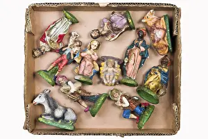 Nativity Prints: Packed Crib Figurines Print