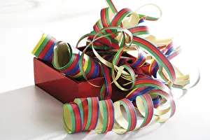 New Year Celebration Ideas Prints: Paper streamers
