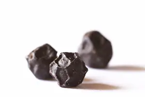 Detailed Pepper Shot Prints: Pepper grains