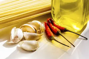 Noodle Dish Recipes Prints: Preparation of spaghetti
