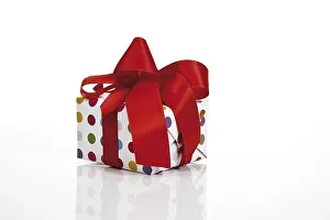 Gift Box Prints: Present with a ribbon