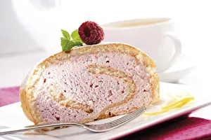 Calorie Count Food Photography Prints: Raspberry spongecake roll