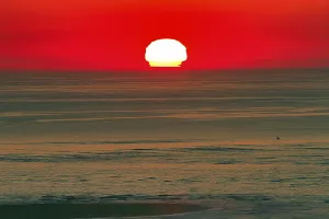 Atmospheric Light Effects Prints: Refraction and reflection at sunset