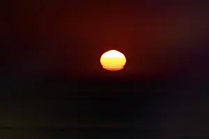 Soft Lightning Effect Prints: Refraction and reflection at sunset