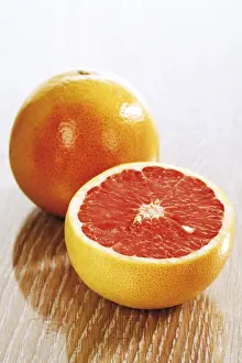 Ruby Red Grapefruit Prints: Ruby Red Grapefruit (Citrus)