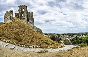 Defence Work United Kingdom Prints: Ruins of Corfe Castle, Wareham