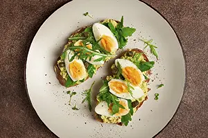 Wholemeal Bread Recipes Prints: Sandwich with mashed avocado, boiled egg