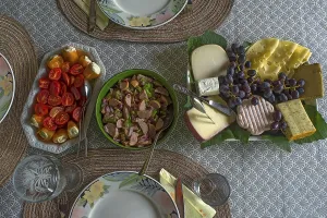 Bavaria Table Setting Prints: Set table with cold buffet, tomatoes