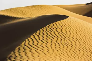 Arabian Peninsula Landscapes Prints: Shapes, structures and patterns