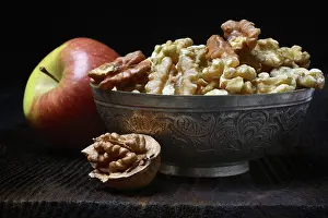 Deciduous Tree Fruit Prints: Shell with walnuts, apple, Germany