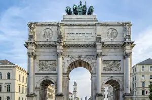 Triumphal Arch Design Prints: The Siegestor (Victory Gate) in Munich