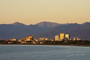 Evening Mountain Range View Prints: Skyline in the evening light in front of mountain range