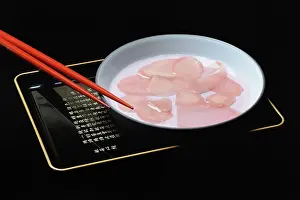 Sliced Ginger Prints: Sliced pickled ginger, ginger