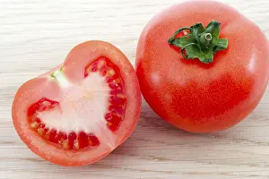 Healthy Eating Vegetables Prints: Whole and sliced tomatoes