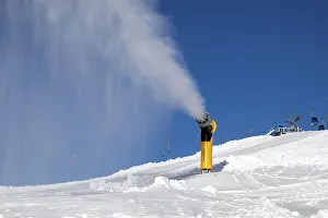 European Winter Tourism Prints: Snowmaking system
