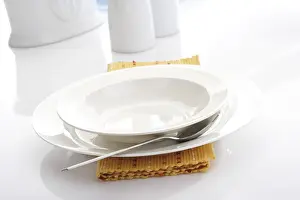 White Plate Studio Shot Prints: Soup plates, empty