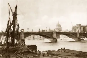 London River Thames Scene Prints: The Southwark Bridge, London, UK, ca 1920