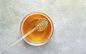 Honey Spoon Prints: Spoon with honey, on the table