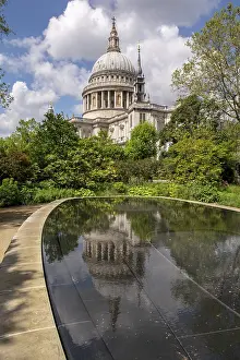 British Tourist Attractions Europe Prints: St Paul's Cathedral in springtime