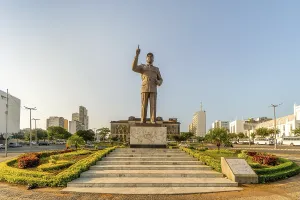 Prints of Statue of Machel Samora on Independence square in Maputo, capital city of Mozambique, Mozambique Maputo Prints: Statue of Machel Samora Print, Maputo Independence Square