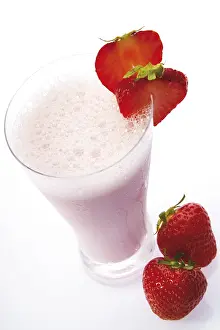 Studio Background Food Photography Prints: Strawberry shake