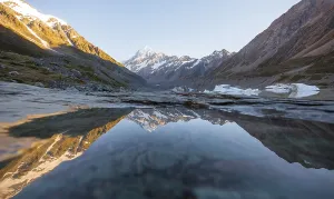 Canterbury Region Travel Guide Prints: Sunrise, reflection in Hooker Lake