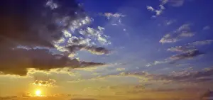 Atmospheric Sunset Photography Prints: Sunset with atmospheric cloud formation