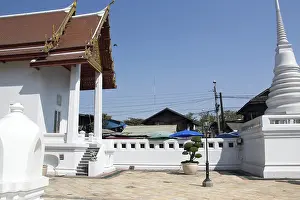 Buddhist Faith In Thailand Prints: Temples in Bangkok