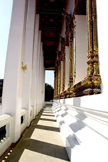 Empty Temple Complexes Prints: Temples in Bangkok