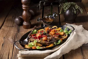 Meat Nutrition Prints: Tender beef with various vegetables