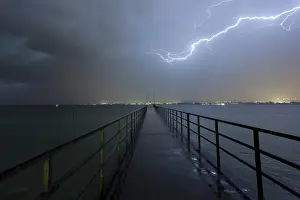 Lake Constance Evening Prints: Thunderstorms in the evening in the summer