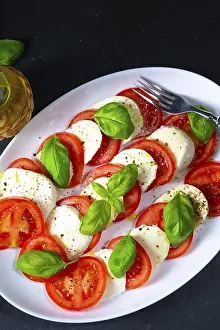 Fresh Tomato Recipes Prints: Tomatoes with mozzarella and basil