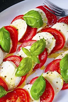 Olive Oil Nutrition Facts Prints: Tomatoes with mozzarella and basil