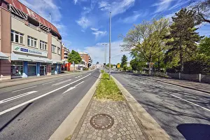 Commercial Buildings Prints: Traffic area, general development