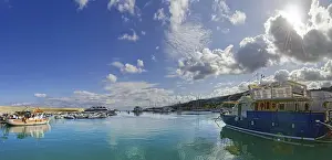 Southern Europe Harbor Prints: Tropea harbour with excursion boat