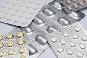 Studio Shot Medicine Prints: Various tablets in blister packaging, Germany