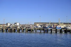 Colonial Style Buildings Africa Prints: View of the harbour, Robert Harbour