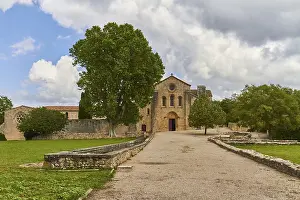 Religious Building Construction Prints: View of the monastery complex of the Abbaye de Silvacane