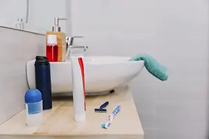 Laboratory Apparatuses Prints: Side view sink