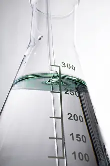 Glass Container Prints: Volumetric flask