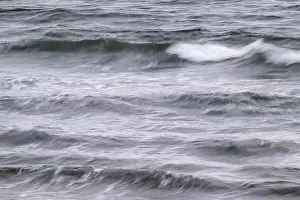 Scandinavian Shoreline Prints: Waves, long exposure, wipe effect