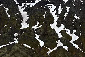 Snowy Mountain Slope Prints: Fagredallur