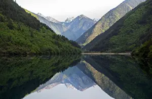 China Mountain Scenery Prints: Jiuzhaigou