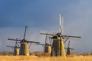 Netherlands Tourist Attraction Prints: Windmills at Kinderdijk