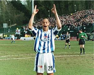 Zamora celebrates against Notts County Zamora celebrates against Notts County
